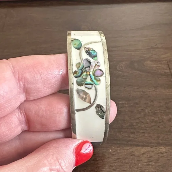 Floral Inlay Bangle Bracelet - Picture 2 of 4